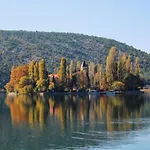 Vakantiehuis Fjaka - Kuca Za Odmor - Np Krka Drniš