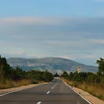 Fjaka - Kuca Za Odmor - Np Krka *
