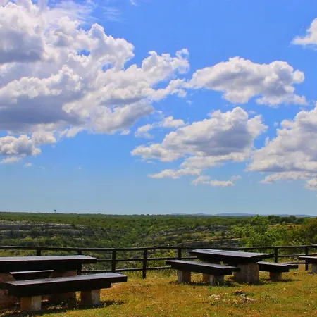 Fjaka - Kuca Za Odmor - Np Krka *