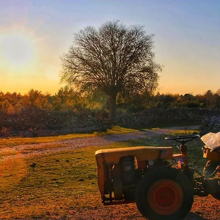 Vikendica Fjaka - Kuca Za Odmor - Np Krka *